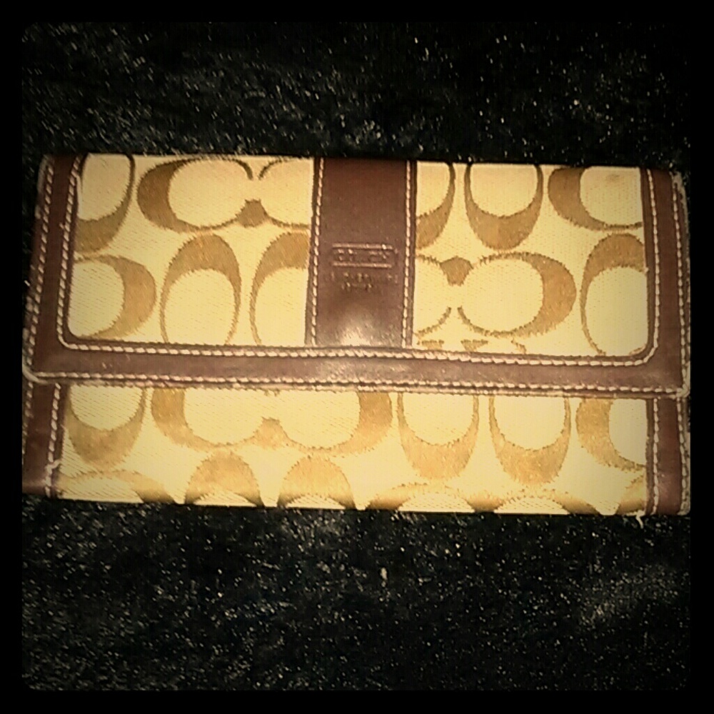 COACH Wallet pouch